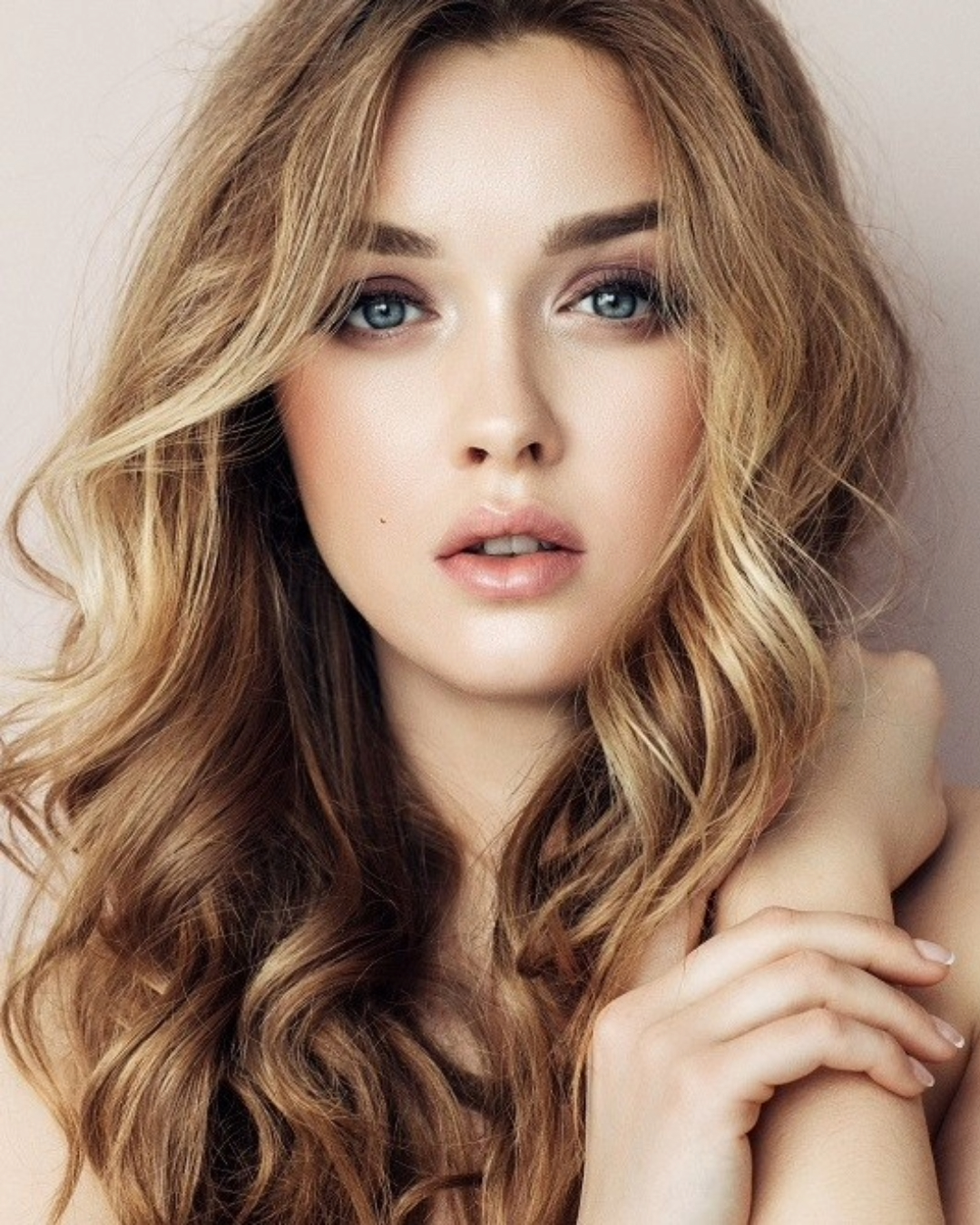 highlights at shape hair design salon twickenham (1) highlights at shape hair design salon twickenham (1)